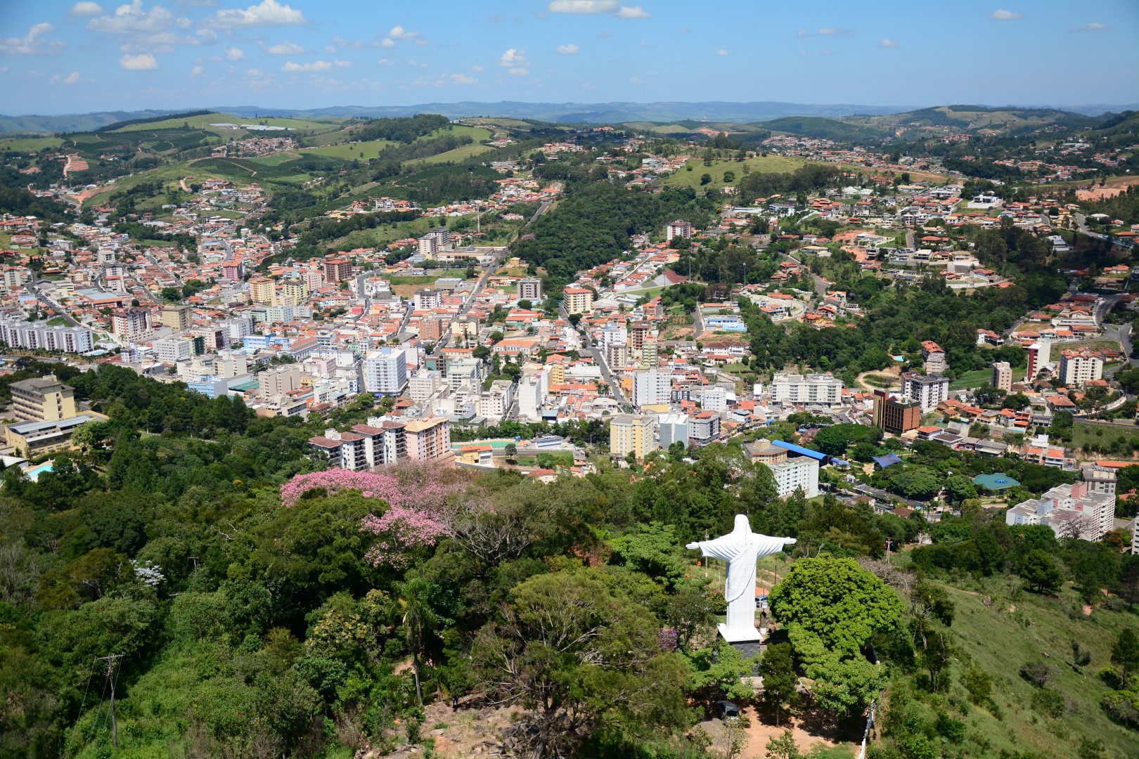 Serra Negra é campeã em Turismo de Compras no Prêmio Top Destinos Turísticos SP