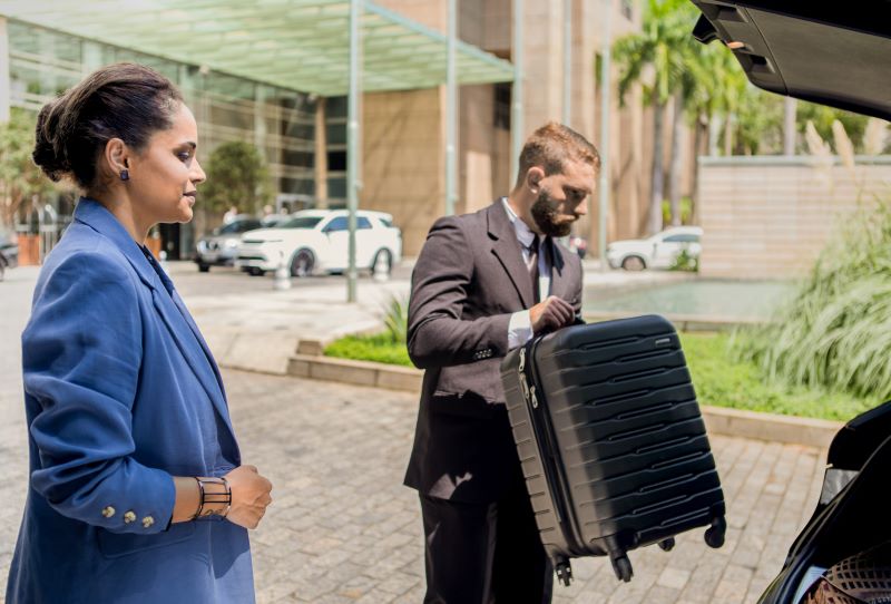 Verão e férias impulsionam serviço de transporte executivo premium para turistas estrangeiros