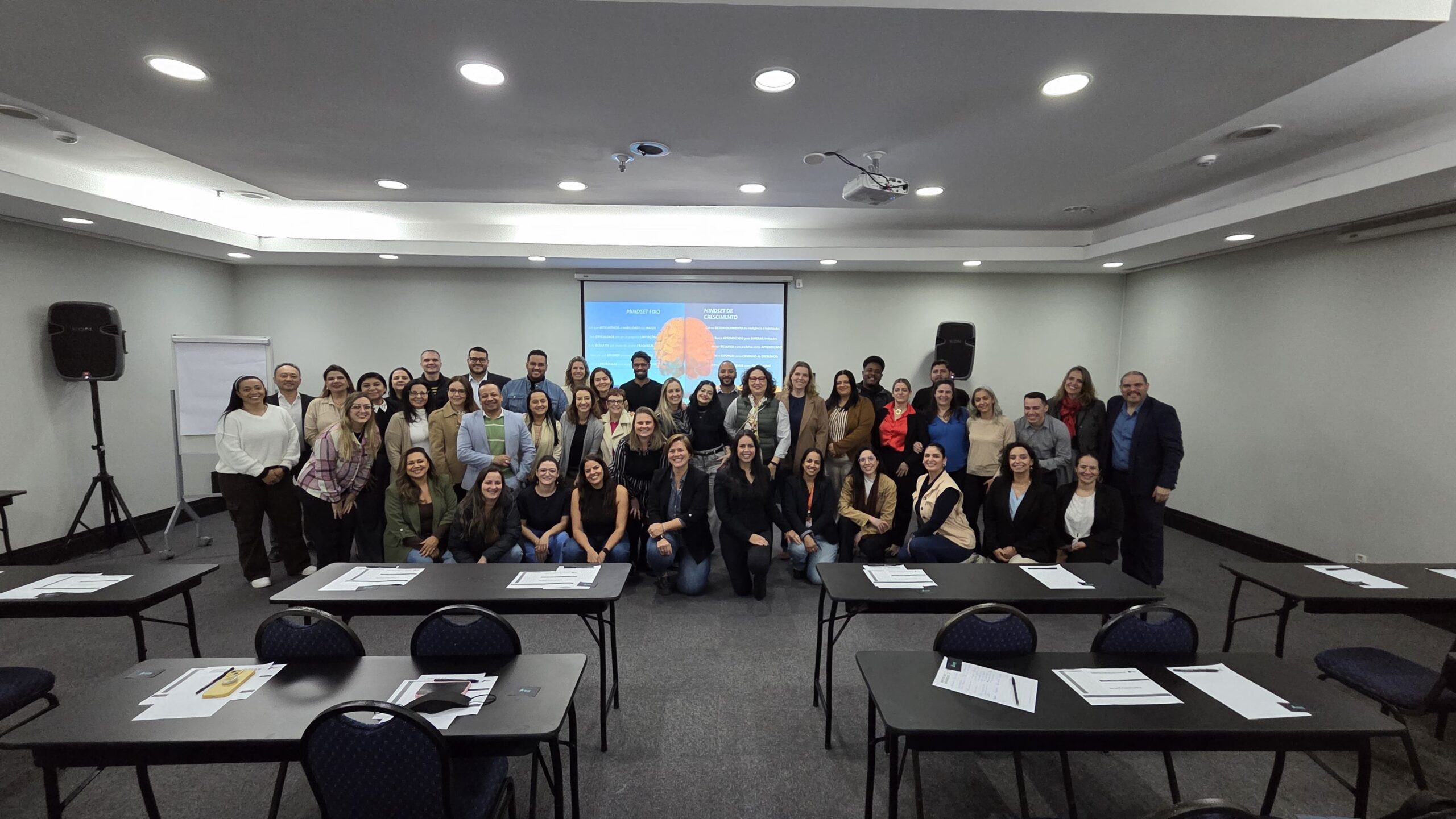 FOHB e Aqua Management promovem imersão estratégica em comunicação e perfil comportamental para líderes da hotelaria